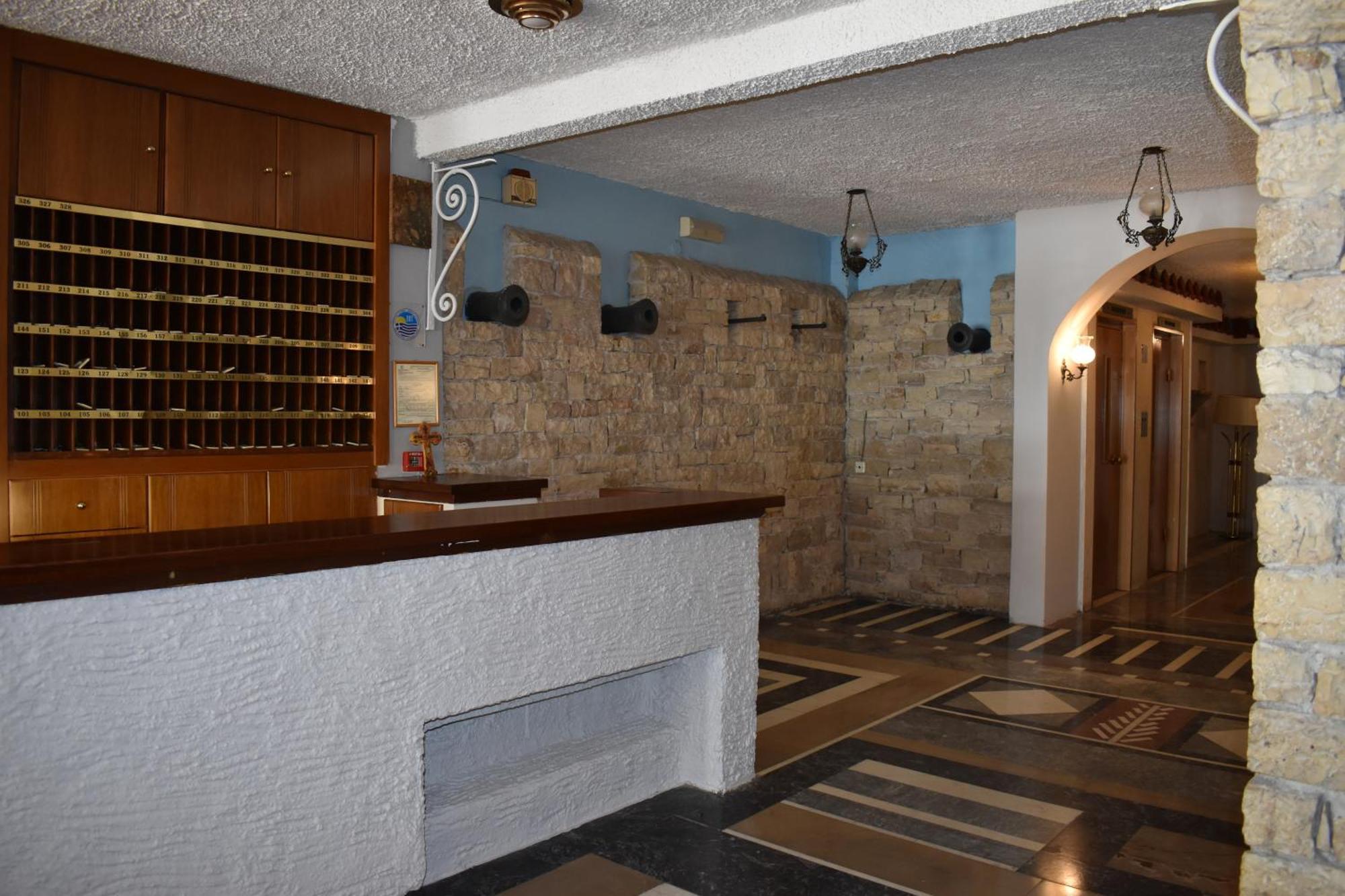 Hotel Theoxenia Mesolóngion Eksteriør billede