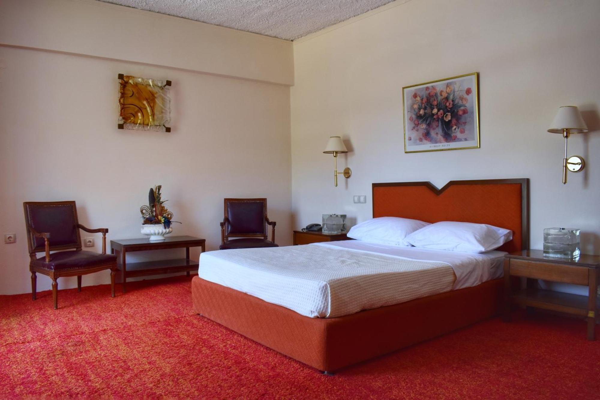 Hotel Theoxenia Mesolóngion Eksteriør billede