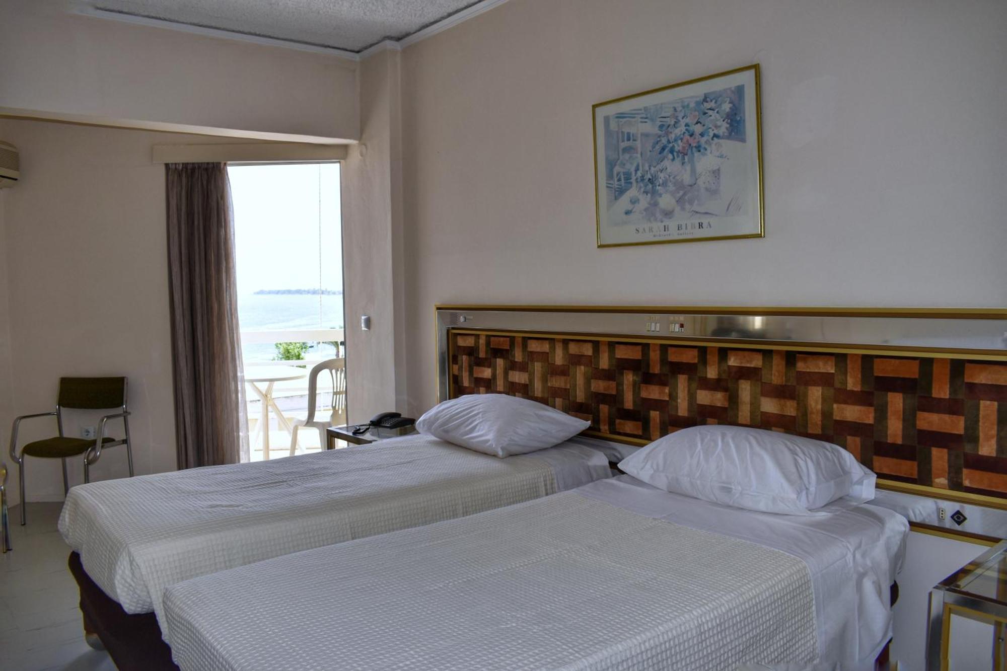 Hotel Theoxenia Mesolóngion Eksteriør billede