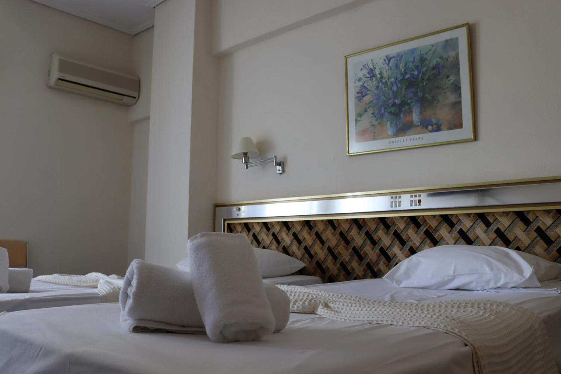 Hotel Theoxenia Mesolóngion Eksteriør billede