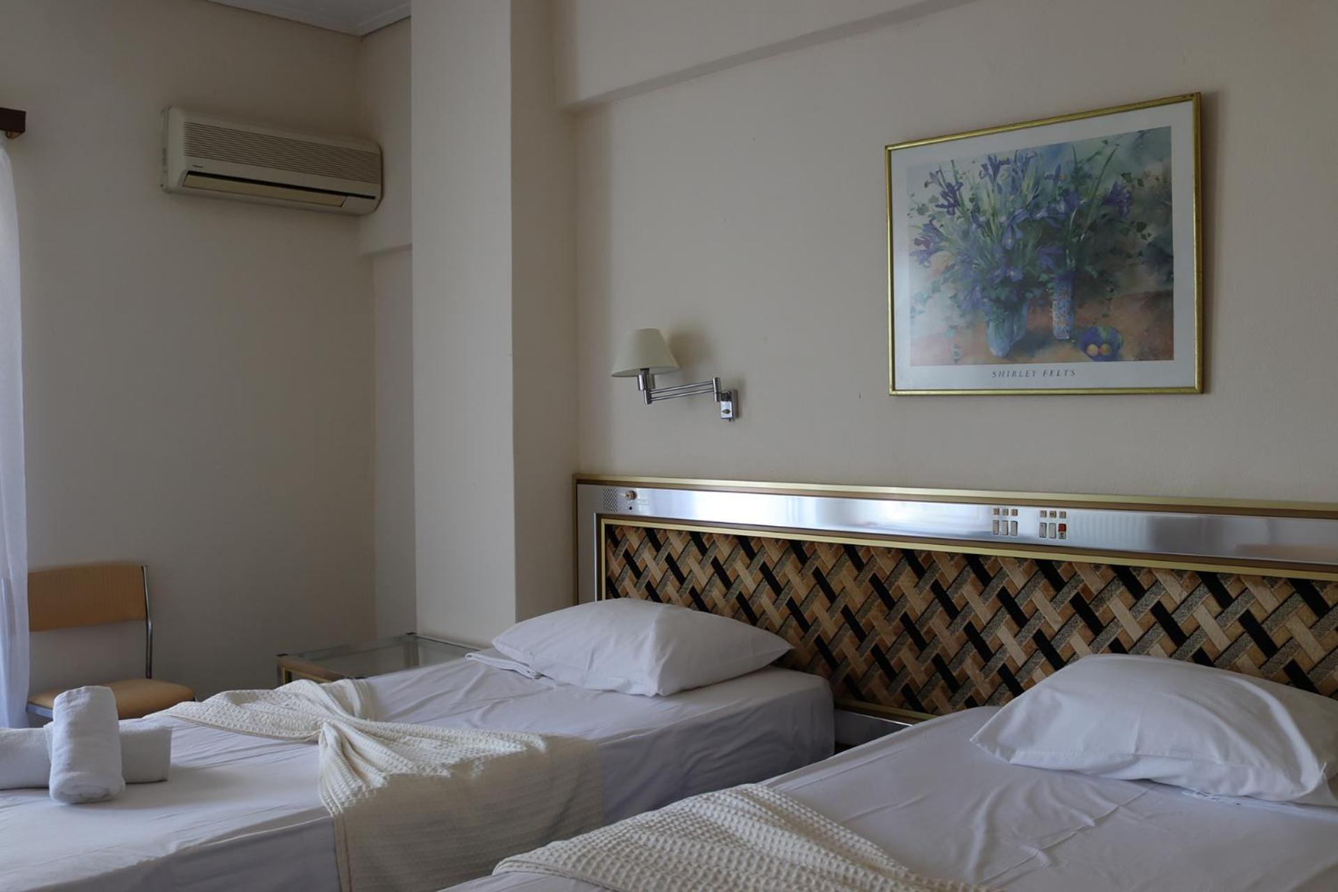 Hotel Theoxenia Mesolóngion Eksteriør billede